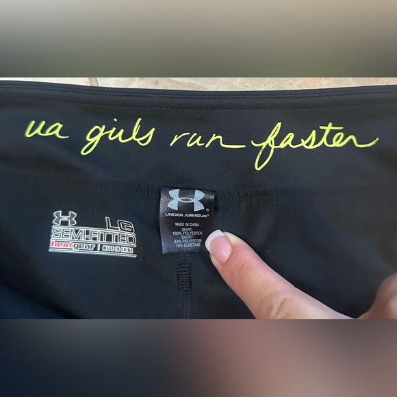 Under Armour Heat Gear black Skort size large - Picture 3 of 4